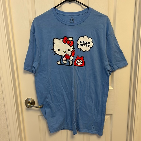 🩷2 for $20🩷 Hello Kitty Tshirt - Picture 1 of 4